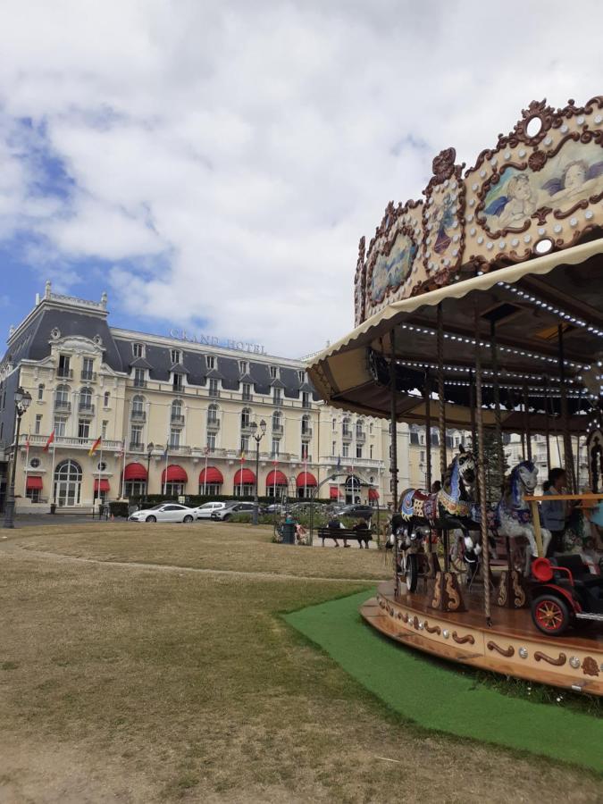 L'Annexe Leilighet Cabourg Eksteriør bilde