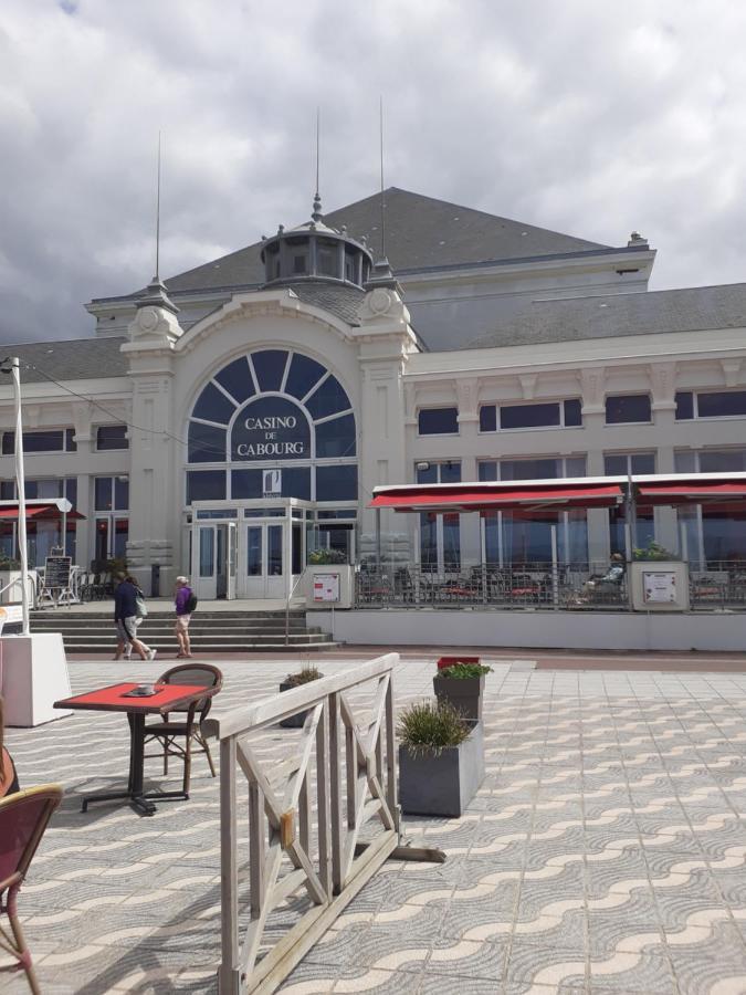L'Annexe Leilighet Cabourg Eksteriør bilde