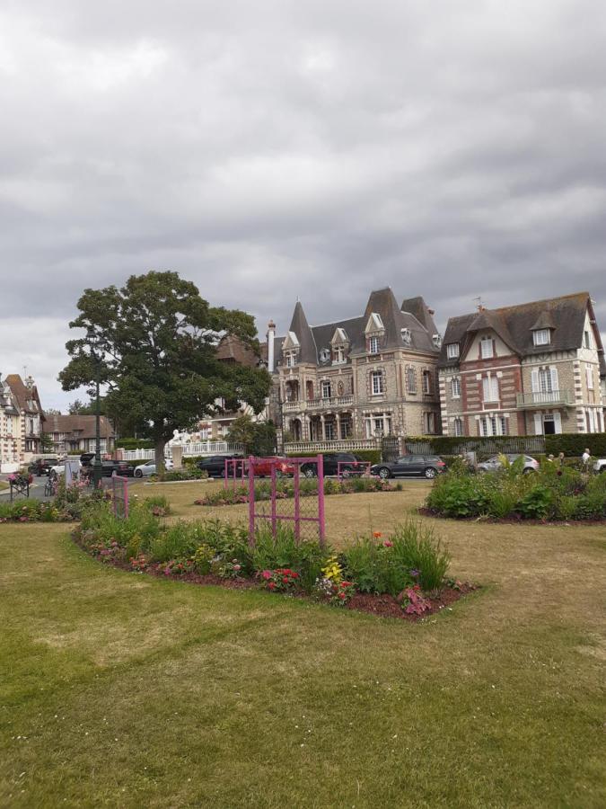 L'Annexe Leilighet Cabourg Eksteriør bilde